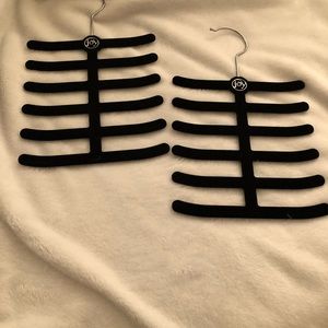 velvet necktie holders 1 left